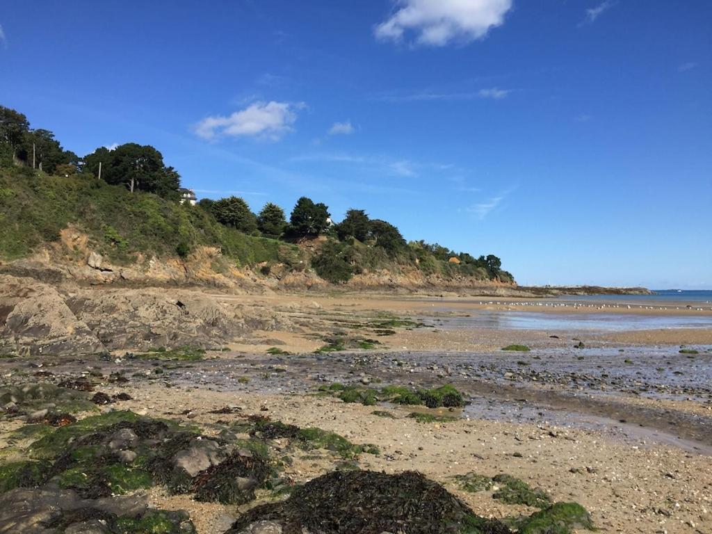 Spacieuse Maison Typique Pour 10 Personnes Vue Mer Plage A 10 Minutes A Pied- Ideale Pour Des Vacances Ou Un Weekend En Famille Ou Entre Amis Étables المظهر الخارجي الصورة
