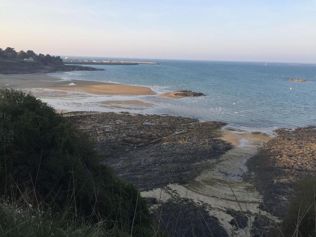 Spacieuse Maison Typique Pour 10 Personnes Vue Mer Plage A 10 Minutes A Pied- Ideale Pour Des Vacances Ou Un Weekend En Famille Ou Entre Amis Étables المظهر الخارجي الصورة